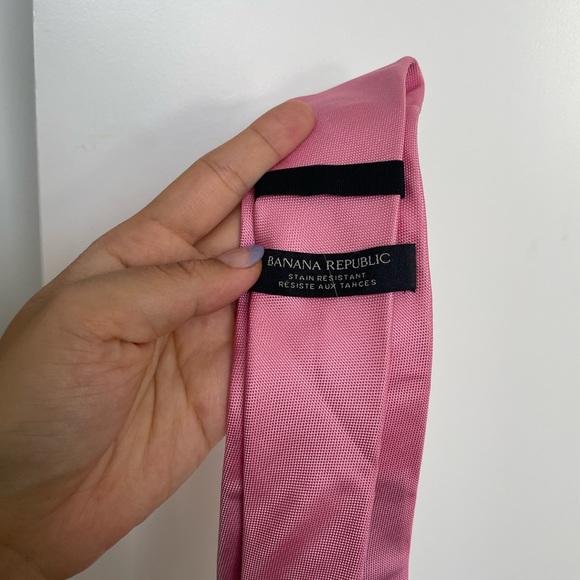 Pink tie banana republic stain resistant - Picture 2 of 2